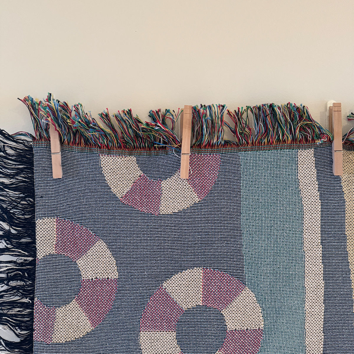 Klyper & Tape - til horisontalt veggteppe